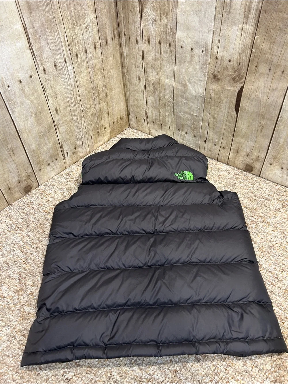 The North Face 550 Down Boys Puffer Vest size large (14/16)